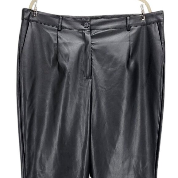 NWT Nasty Gal Faux Leather High Waisted Black Flared Pants Womens 18 - Picture 2 of 8